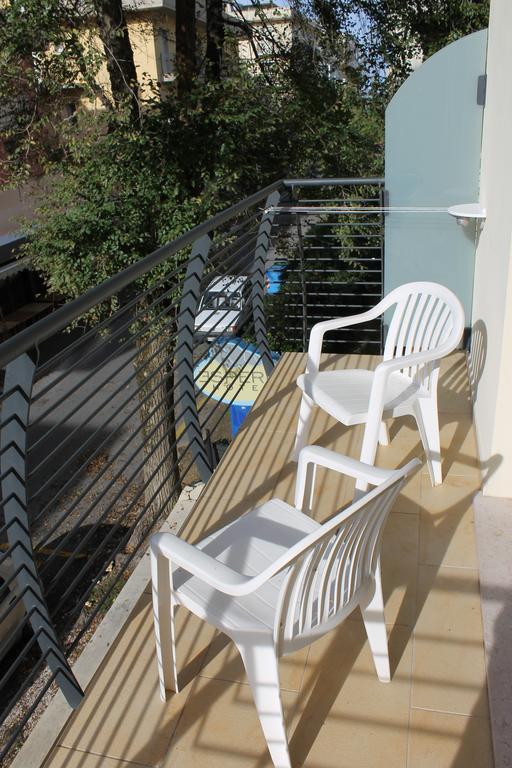 Hotel Esperia Cattolica Szoba fotó