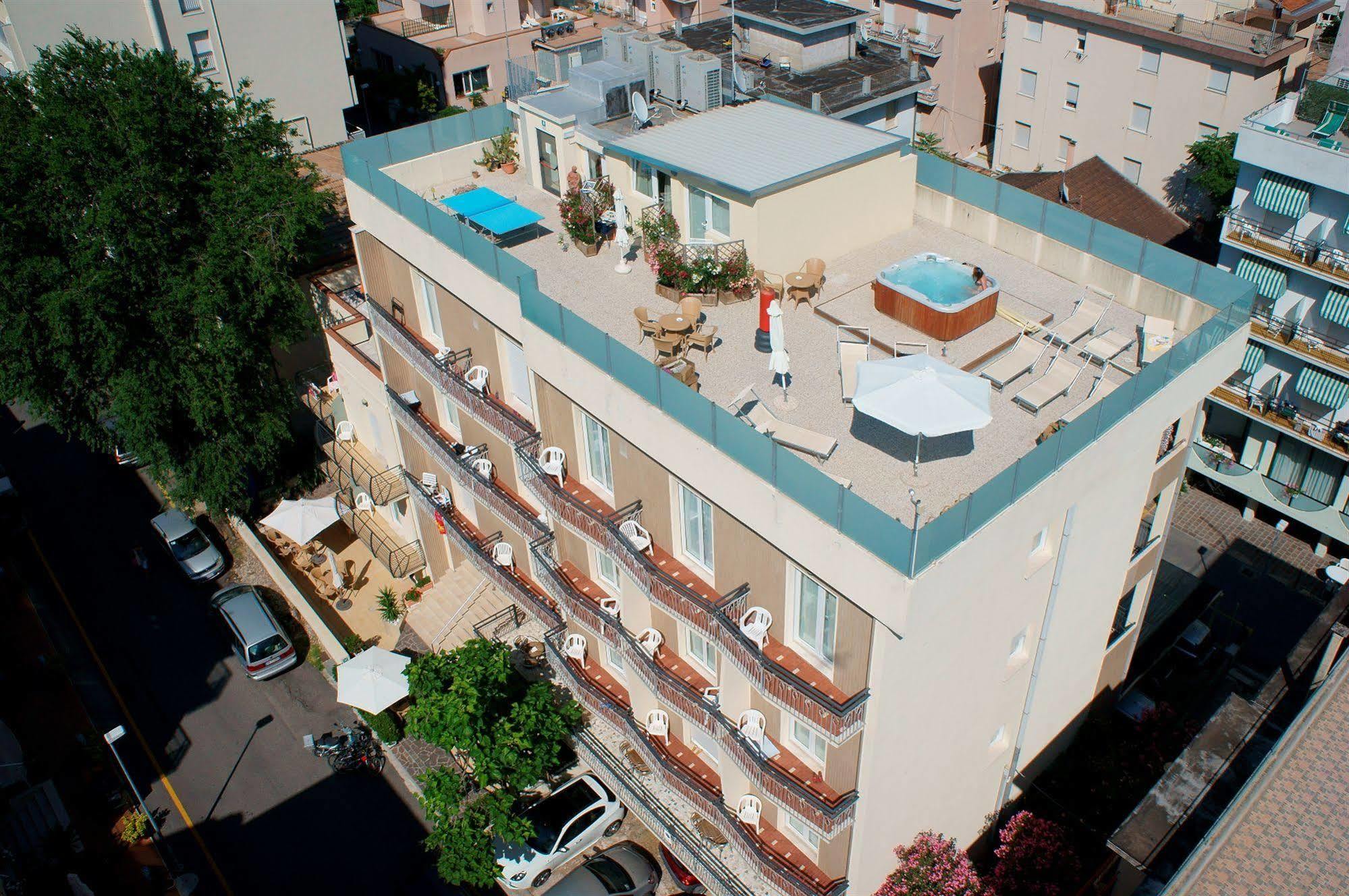 Hotel Esperia Cattolica Kültér fotó